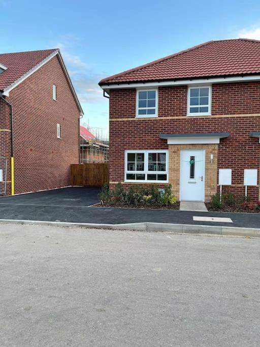 Stunning 3-Bed Risa House In Beeston Nottingham Vila Exterior foto
